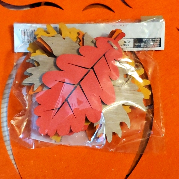 Fall decor items - Picture 6 of 8